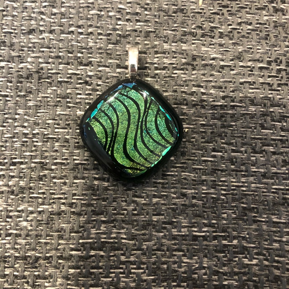 Fashion pendant
